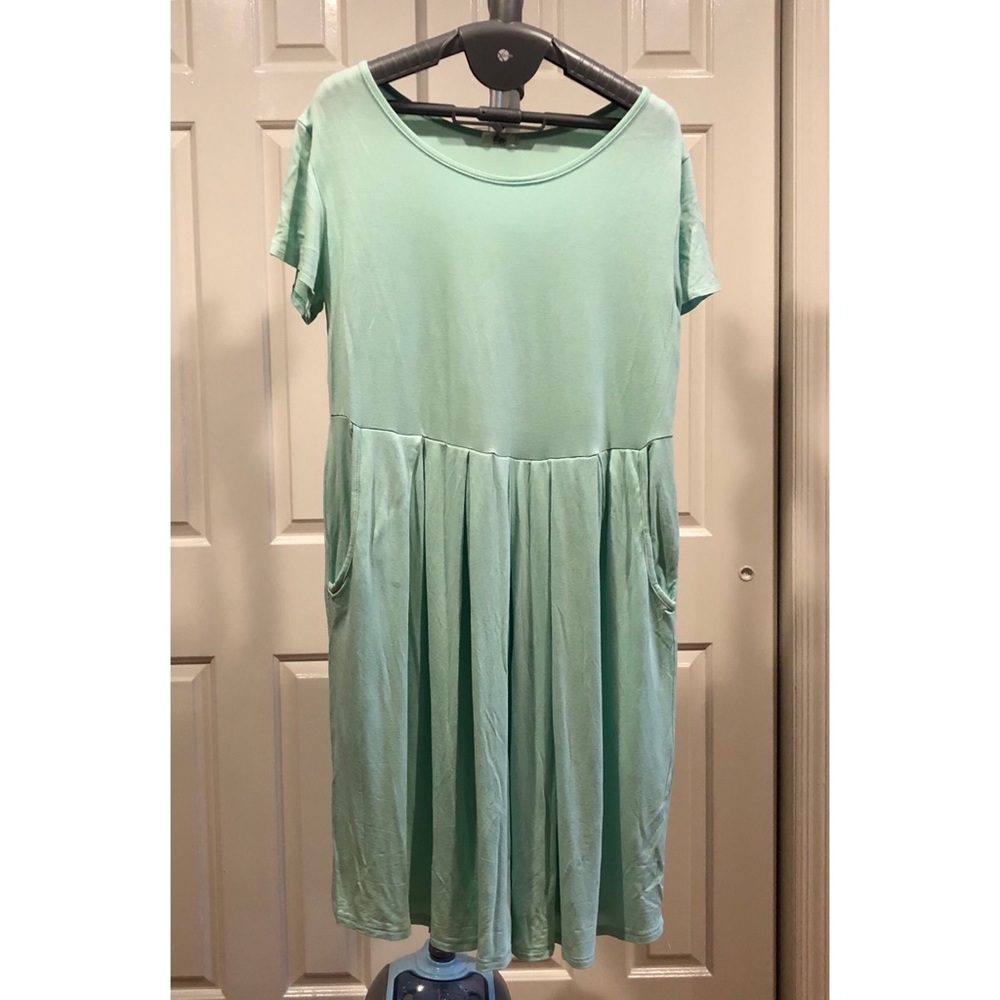 Soft Cotton Dress with Pockets